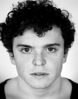 约书亚·麦圭尔 Joshua McGuire