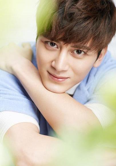 狮子座出生地:中国,湖北,武汉亲友团: