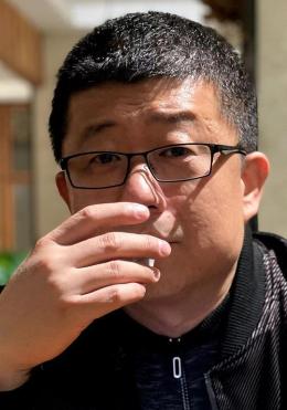 冯毅 Yi Feng